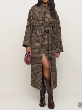 LOOKING FOR: Reformation x Kacey Musgraves cotswolds plaid wool coat